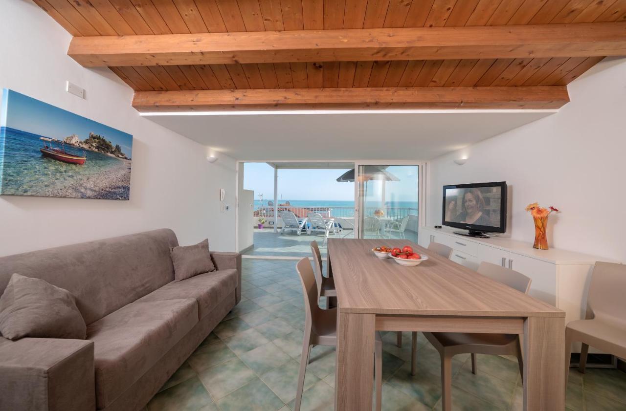 Archimede, Appartamento Con Vista In Centro A مارينا دي راغوزا المظهر الخارجي الصورة