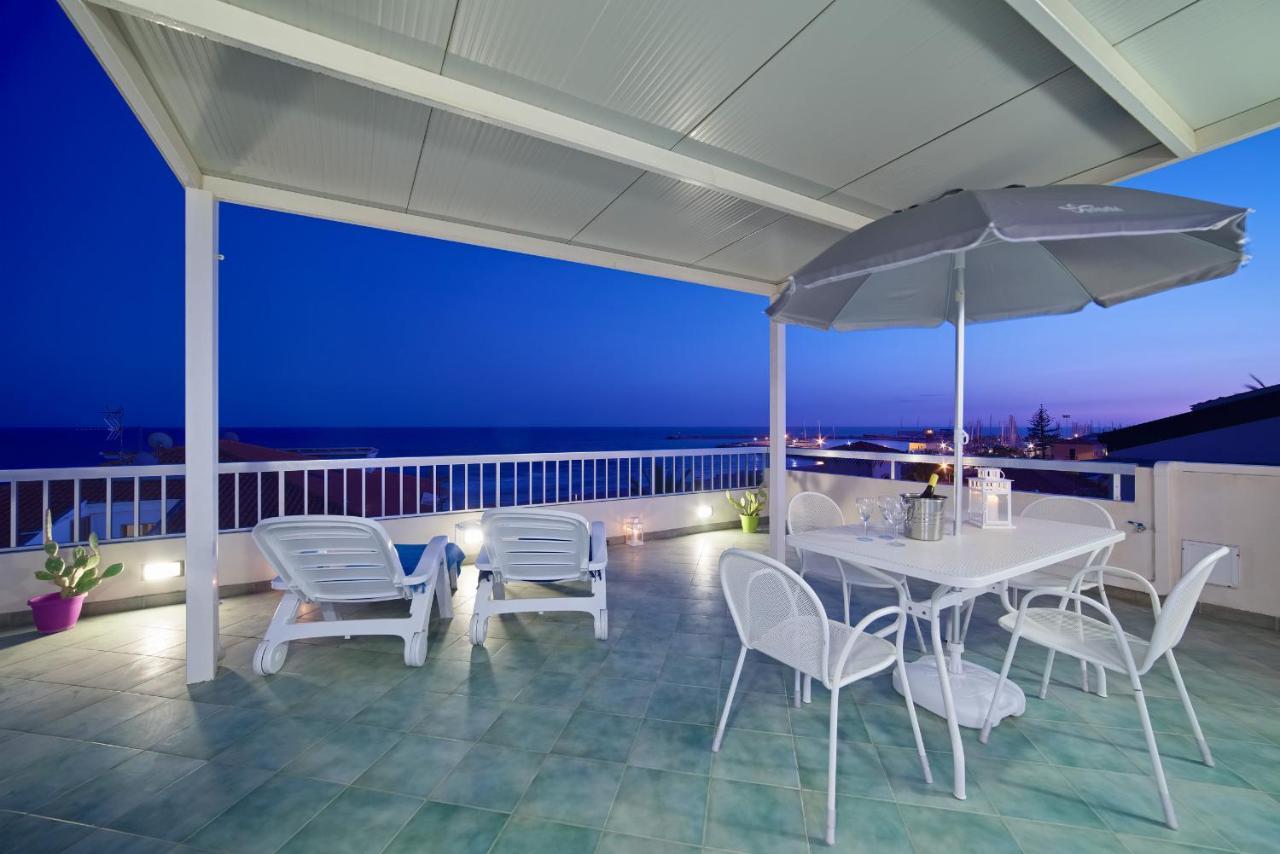 Archimede, Appartamento Con Vista In Centro A مارينا دي راغوزا المظهر الخارجي الصورة